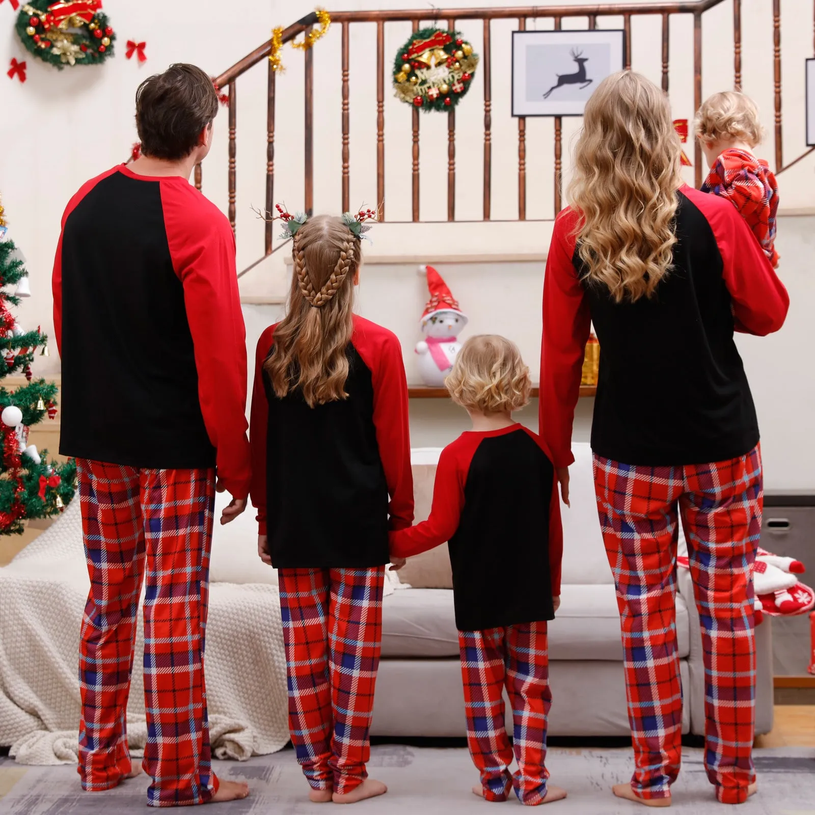 “Merry Xmas” Plaid Print Holiday Family Pajama Set